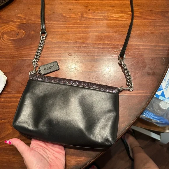 Bling coach purse - Picture 5 of 7